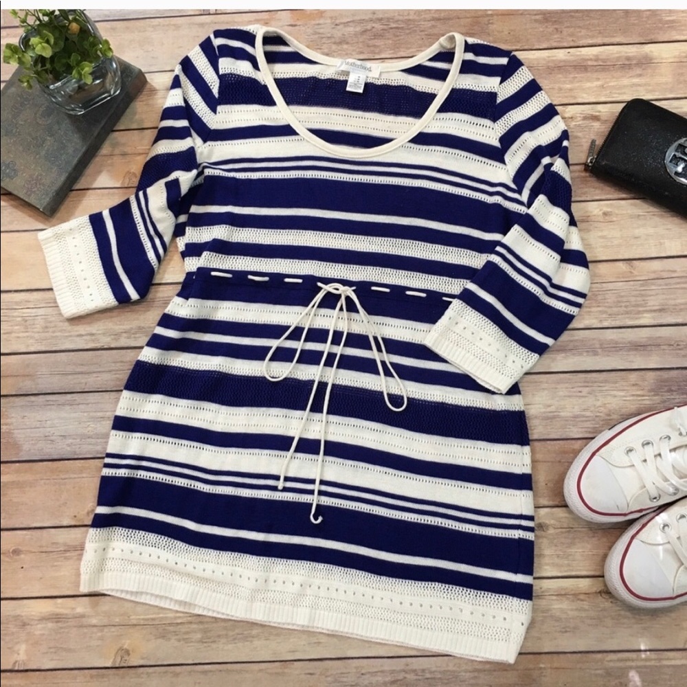 Motherhood Medium Stripped Sweater/Shirt